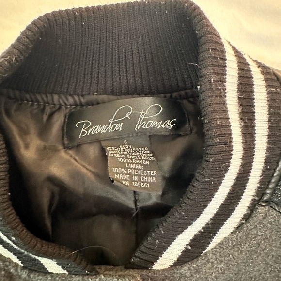 Brandon Thomas Jacket. - Picture 3 of 3
